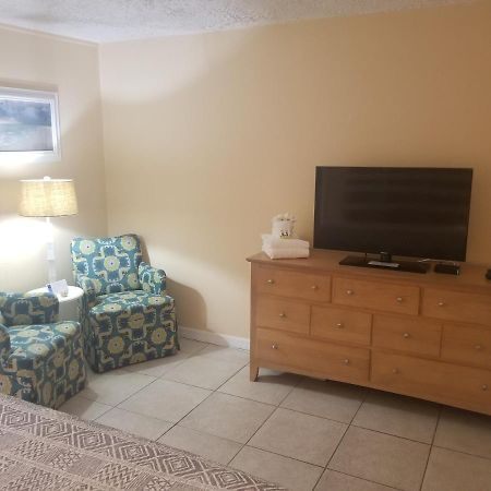 Pennwood Motor Lodge セバスチャン エクステリア 写真