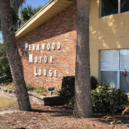 Pennwood Motor Lodge セバスチャン エクステリア 写真