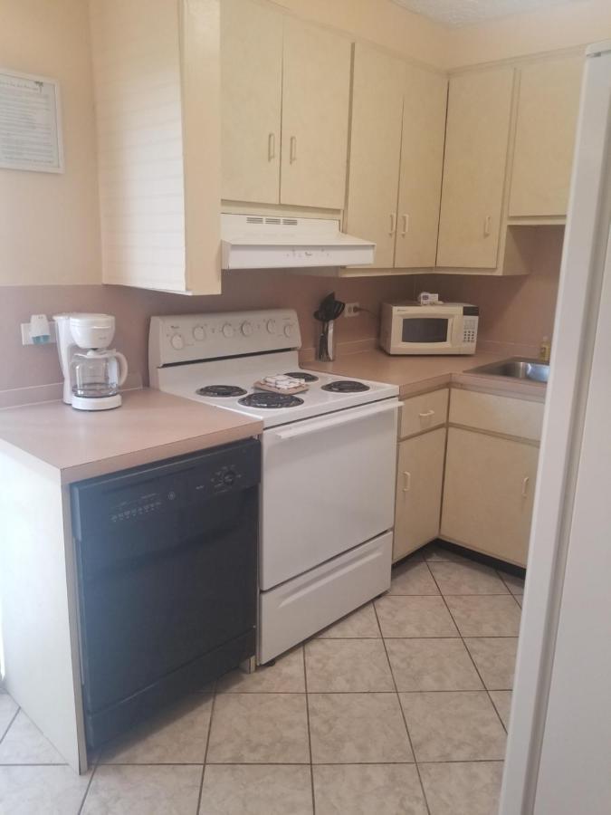 Pennwood Motor Lodge セバスチャン エクステリア 写真