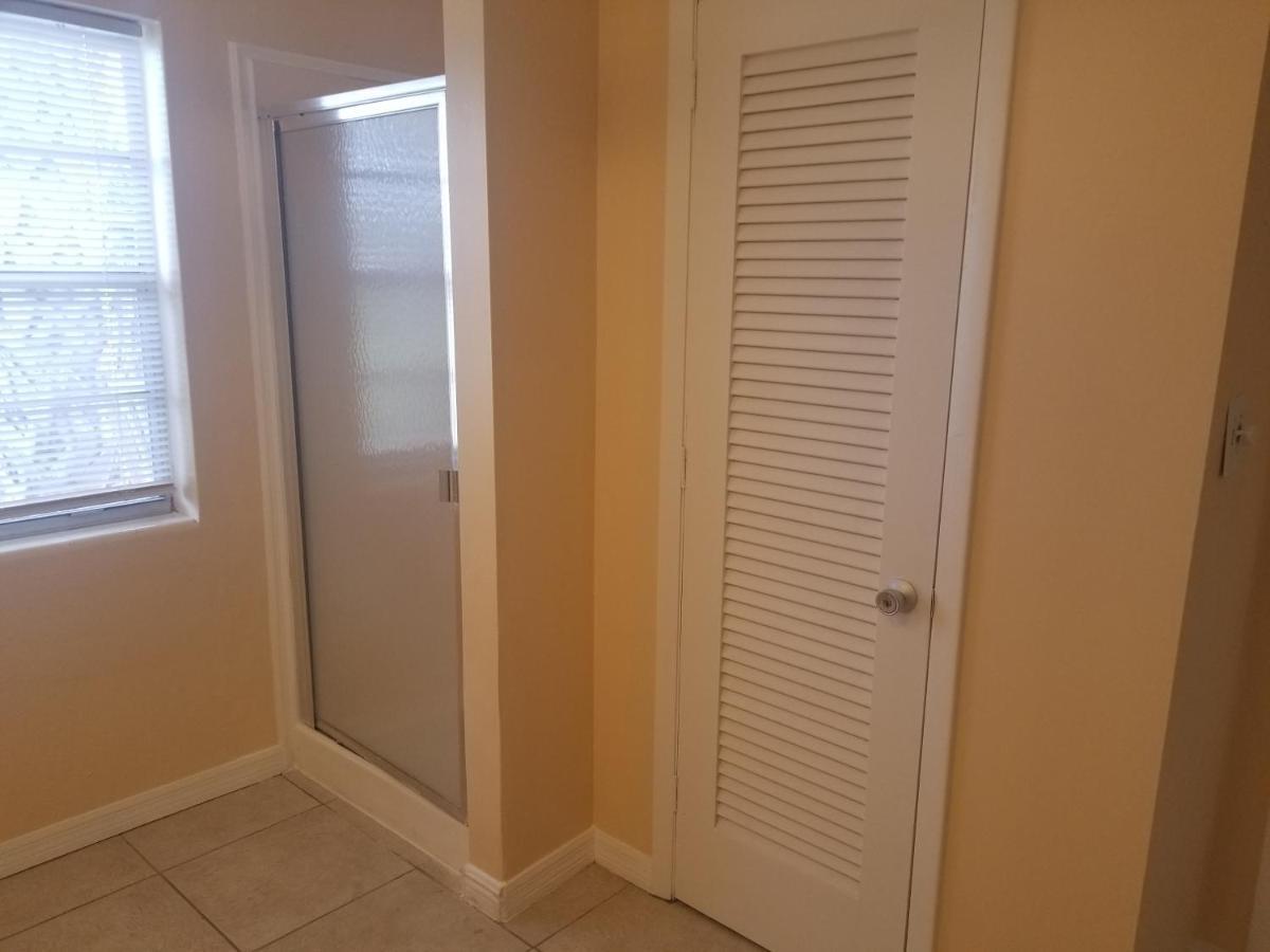 Pennwood Motor Lodge セバスチャン エクステリア 写真