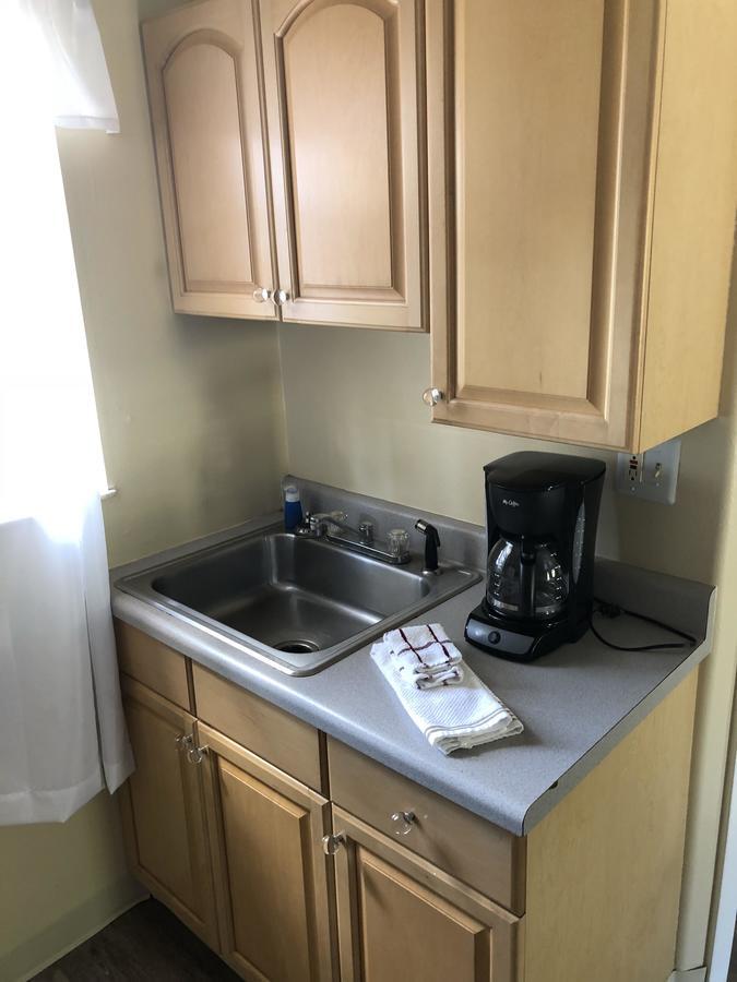 Pennwood Motor Lodge セバスチャン エクステリア 写真