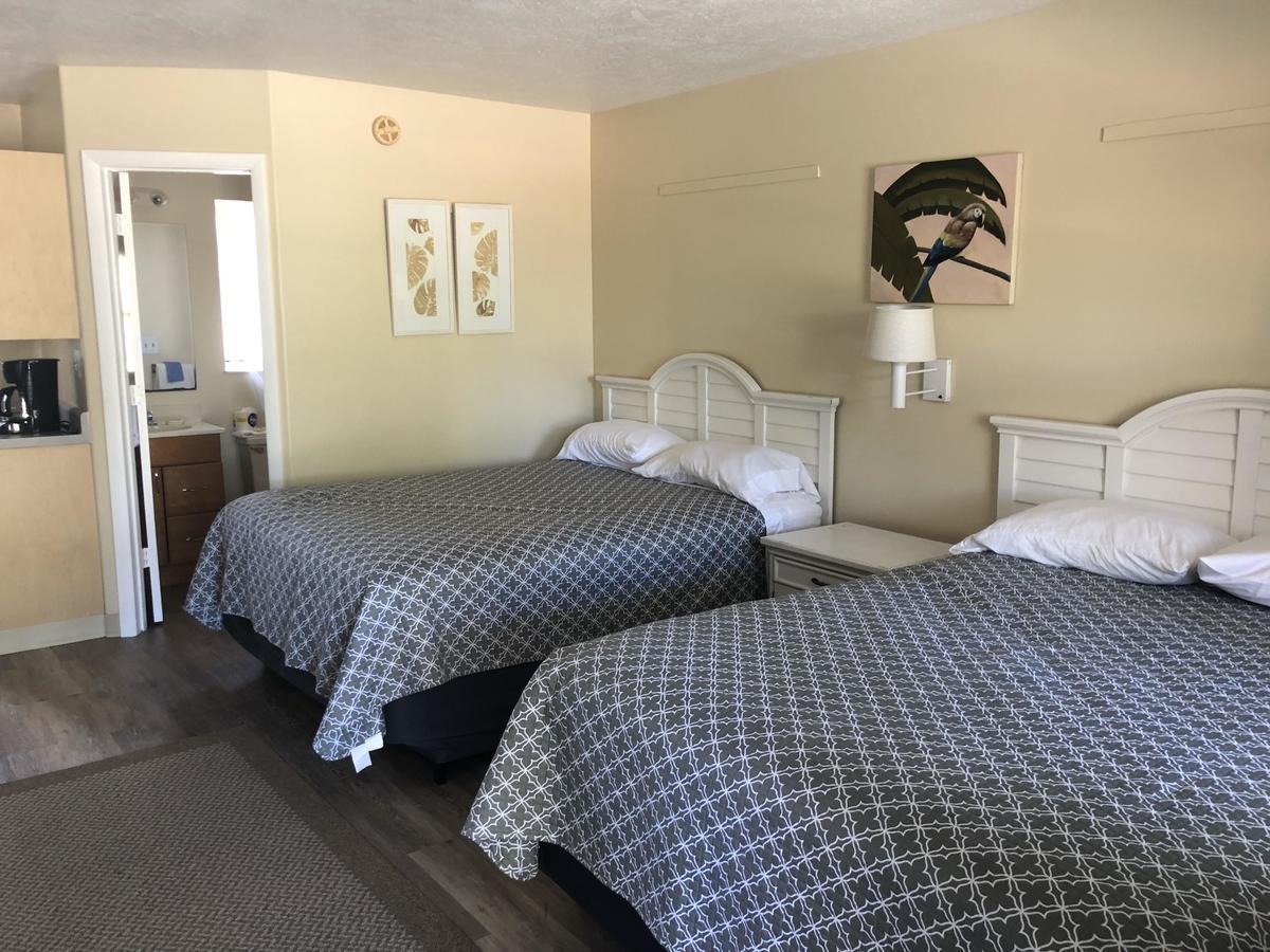Pennwood Motor Lodge セバスチャン エクステリア 写真