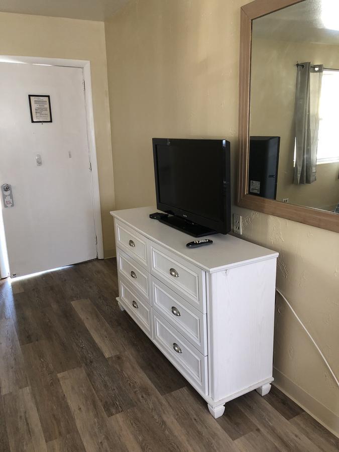 Pennwood Motor Lodge セバスチャン エクステリア 写真