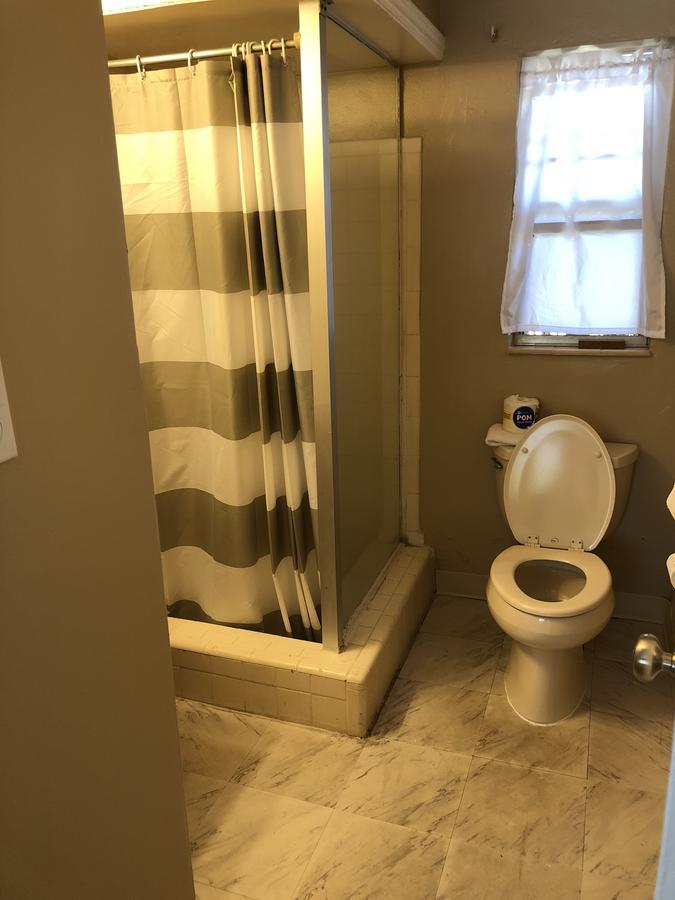 Pennwood Motor Lodge セバスチャン エクステリア 写真